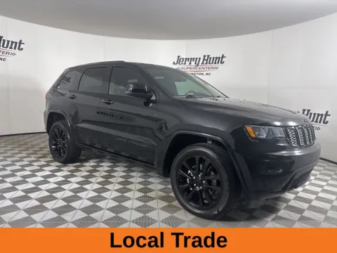 More photos of 2020 Jeep Grand Cherokee Altitude at Jerry Hunt Supercenter - Lexington, NC