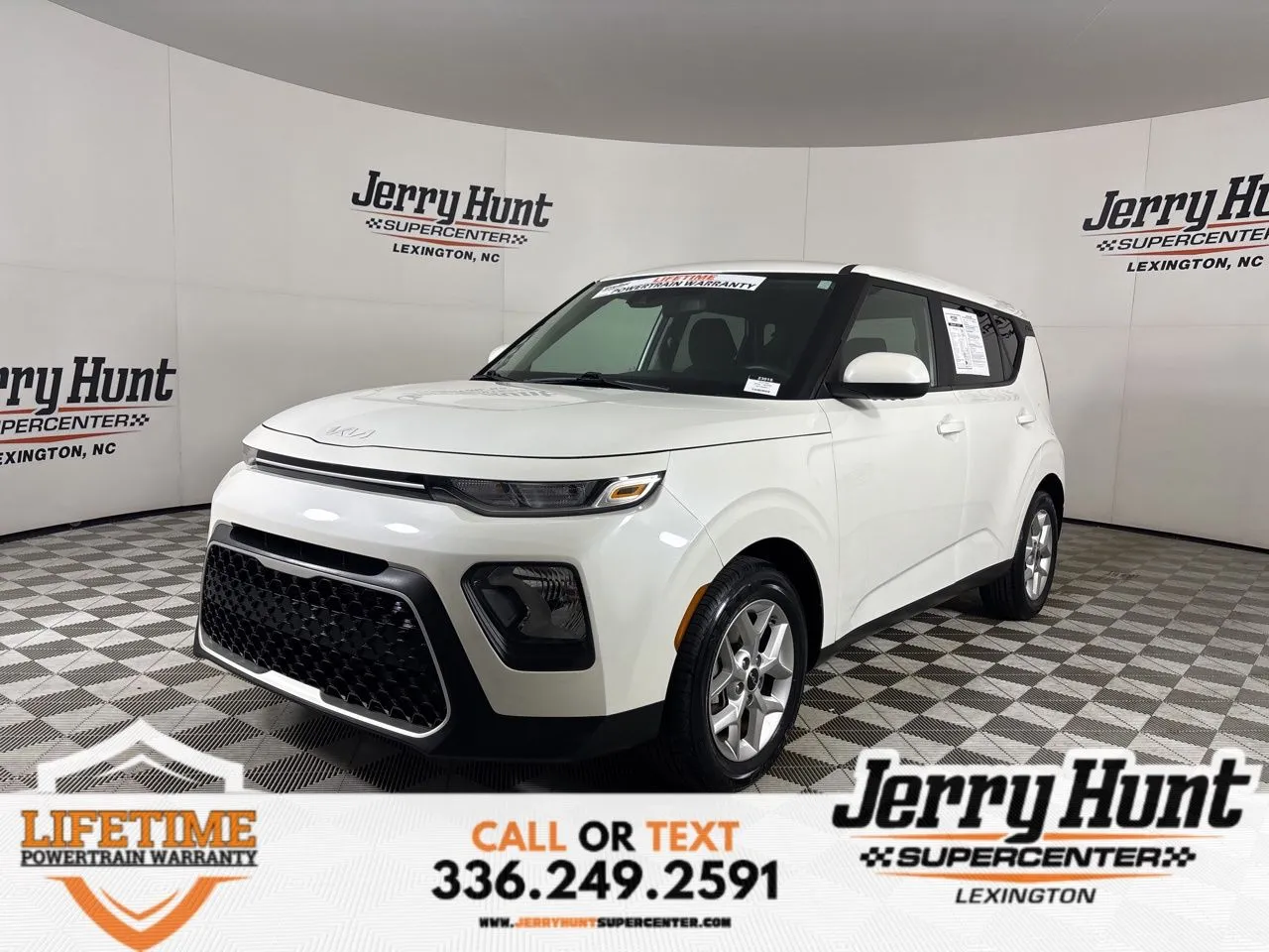 White 2022 Kia Soul LX for sale in Lexington, NC