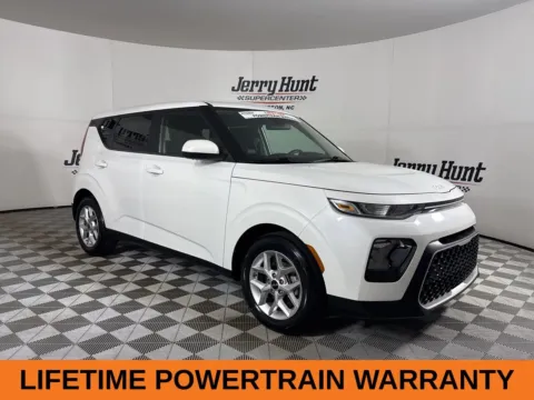 More photos of 2022 Kia Soul LX at Jerry Hunt Supercenter - Lexington, NC