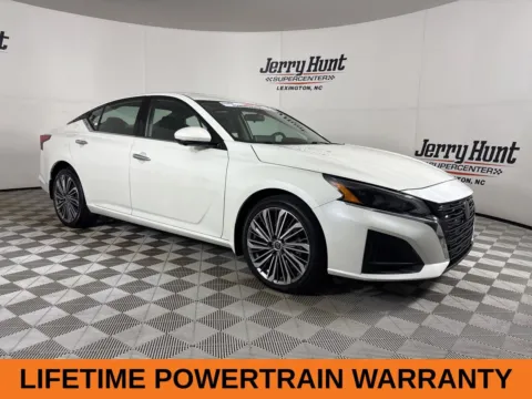 More photos of 2023 Nissan Altima 2.5 SL at Jerry Hunt Supercenter - Lexington, NC