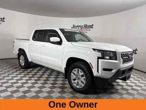 More photos of 2023 Nissan Frontier SV at Jerry Hunt Supercenter - Lexington, NC