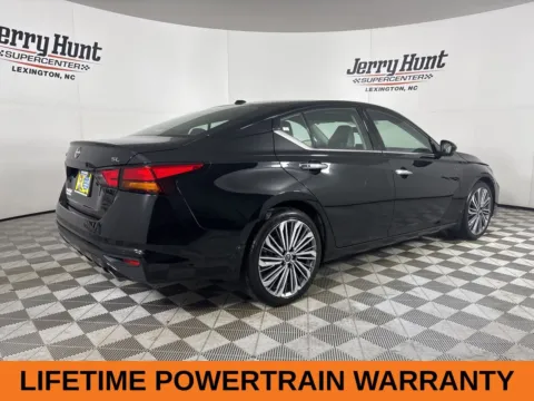 More photos of 2024 Nissan Altima 2.5 SL at Jerry Hunt Supercenter - Lexington, NC
