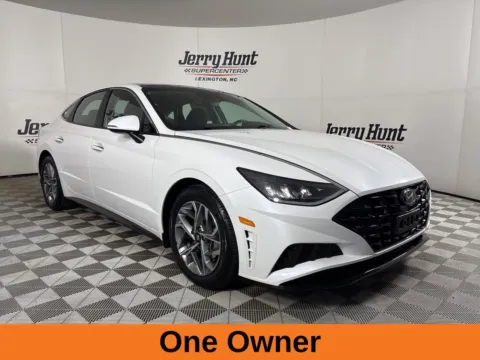 More photos of 2022 Hyundai Sonata SEL at Jerry Hunt Supercenter - Lexington, NC