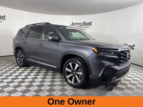 More photos of 2025 Honda Pilot Touring at Jerry Hunt Supercenter - Lexington, NC
