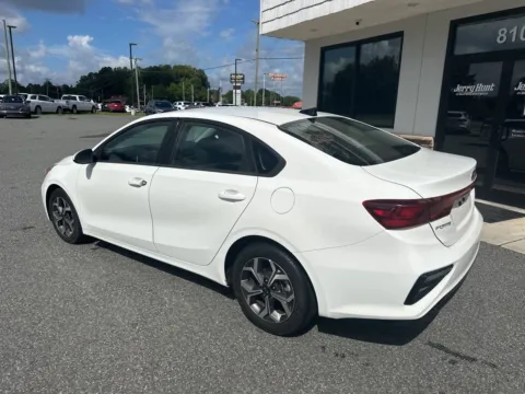 More photos of 2021 Kia Forte LXS at Jerry Hunt Supercenter - Lexington, NC