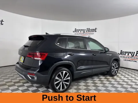 More photos of 2022 Volkswagen Taos 1.5T SE at Jerry Hunt Supercenter - Lexington, NC