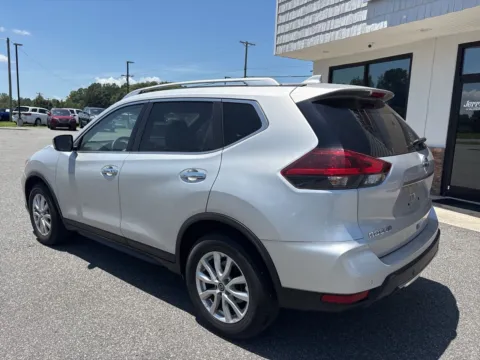 More photos of 2020 Nissan Rogue SV at Jerry Hunt Supercenter - Lexington, NC
