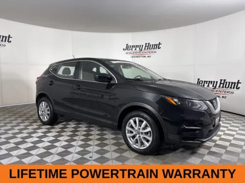 More photos of 2022 Nissan Rogue Sport S at Jerry Hunt Supercenter - Lexington, NC