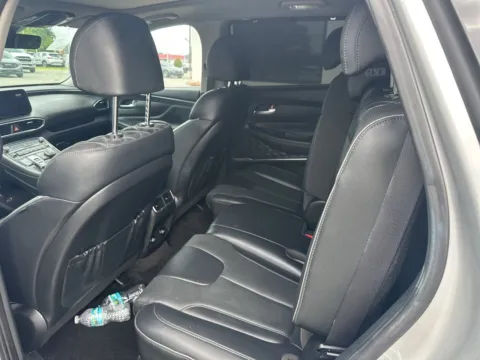 More photos of 2022 Hyundai Santa Fe Hybrid SEL Premium at Jerry Hunt Supercenter - Lexington, NC