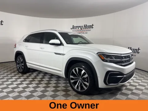 More photos of 2022 Volkswagen Atlas Cross Sport 3.6L V6 SEL Premium R-Line at Jerry Hunt Supercenter - Lexington, NC