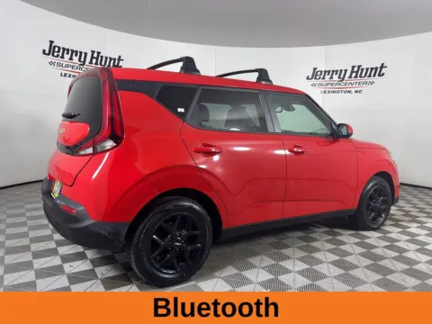 More photos of 2022 Kia Soul LX at Jerry Hunt Supercenter - Lexington, NC