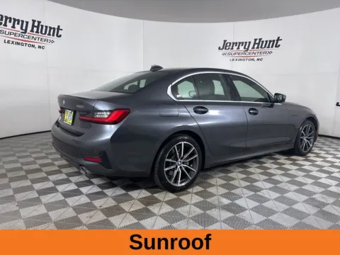 More photos of 2020 BMW 3 Series 330i xDrive at Jerry Hunt Supercenter - Lexington, NC