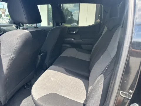 More photos of 2023 Toyota Tacoma TRD Off-Road at Jerry Hunt Supercenter - Lexington, NC