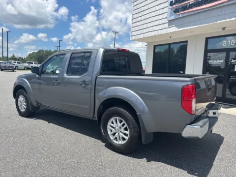 More photos of 2018 Nissan Frontier SV at Jerry Hunt Supercenter - Lexington, NC