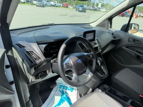 More photos of 2020 Ford Transit Connect XL at Jerry Hunt Supercenter - Lexington, NC