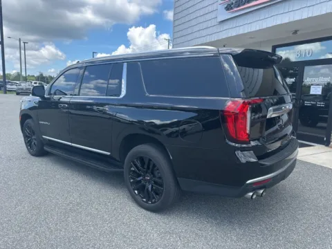 More photos of 2021 GMC Yukon XL Denali at Jerry Hunt Supercenter - Lexington, NC