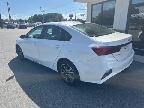 More photos of 2023 Kia Forte LXS at Jerry Hunt Supercenter - Lexington, NC