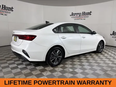 More photos of 2023 Kia Forte LXS at Jerry Hunt Supercenter - Lexington, NC