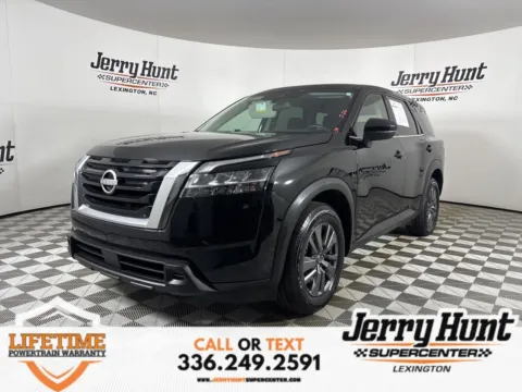 Black 2022 Nissan Pathfinder S for sale in Lexington, NC