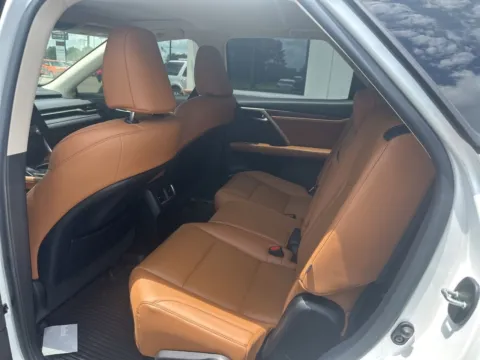 More photos of 2022 Lexus RX 350L at Jerry Hunt Supercenter - Lexington, NC