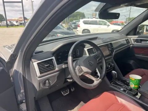 Another view of 2022 Volkswagen Atlas Cross Sport 3.6L V6 SEL Premium R-Line for sale in Lexington, NC at Jerry Hunt Supercenter - Lexington