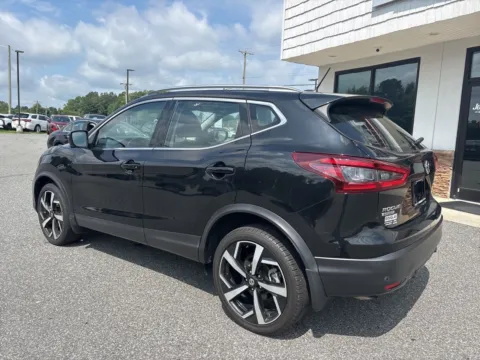 More photos of 2022 Nissan Rogue Sport SL at Jerry Hunt Supercenter - Lexington, NC