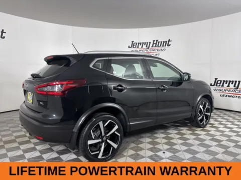 More photos of 2022 Nissan Rogue Sport SL at Jerry Hunt Supercenter - Lexington, NC