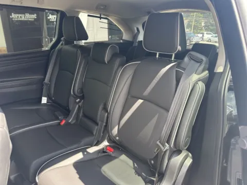 More photos of 2025 Honda Odyssey Touring at Jerry Hunt Supercenter - Lexington, NC