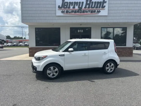 White 2018 Kia Soul for sale in Lexington, NC