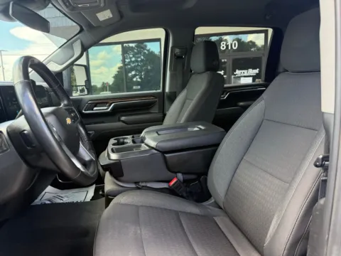 Photos of 2024 Chevrolet Silverado 2500HD LT for sale in Lexington, NC at Jerry Hunt Supercenter - Lexington
