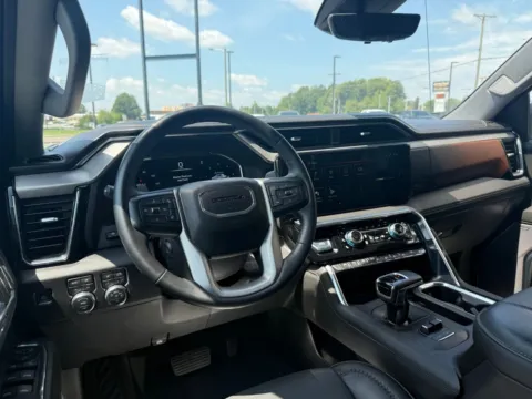 More photos of 2023 GMC Sierra 1500 Denali at Jerry Hunt Supercenter - Lexington, NC