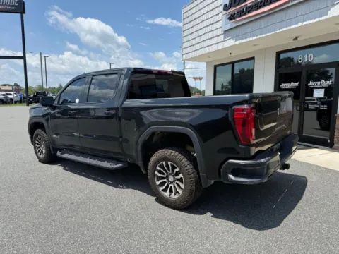 More photos of 2022 GMC Sierra 1500 AT4 at Jerry Hunt Supercenter - Lexington, NC