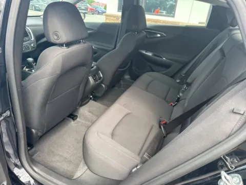More photos of 2024 Chevrolet Malibu LT at Jerry Hunt Supercenter - Lexington, NC