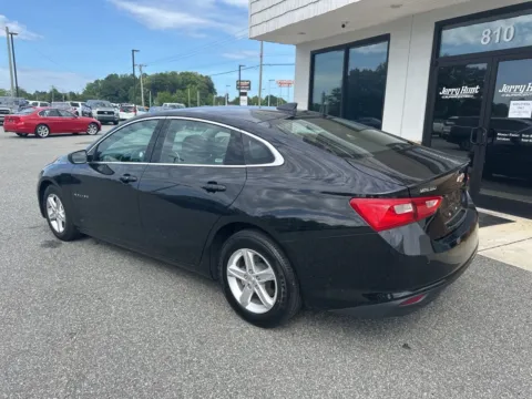 More photos of 2024 Chevrolet Malibu LT at Jerry Hunt Supercenter - Lexington, NC