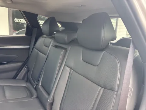 More photos of 2024 Hyundai Tucson Hybrid Limited at Jerry Hunt Supercenter - Lexington, NC