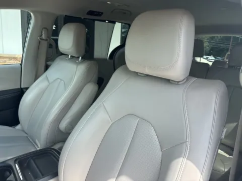 Photos of 2021 Chrysler Voyager LXI for sale in Lexington, NC at Jerry Hunt Supercenter - Lexington