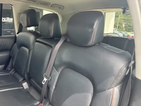 More photos of 2019 Nissan Armada SL at Jerry Hunt Supercenter - Lexington, NC