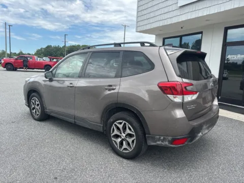 More photos of 2024 Subaru Forester Premium at Jerry Hunt Supercenter - Lexington, NC