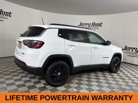 More photos of 2022 Jeep Compass Latitude at Jerry Hunt Supercenter - Lexington, NC