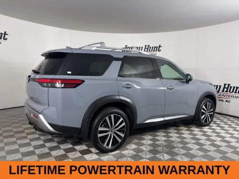 More photos of 2024 Nissan Pathfinder Platinum at Jerry Hunt Supercenter - Lexington, NC