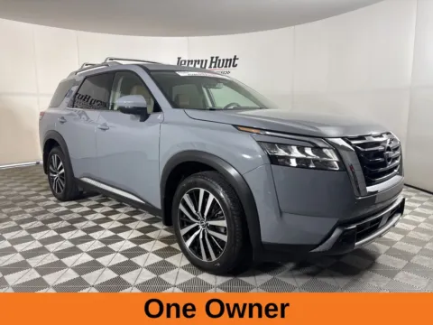 More photos of 2024 Nissan Pathfinder Platinum at Jerry Hunt Supercenter - Lexington, NC