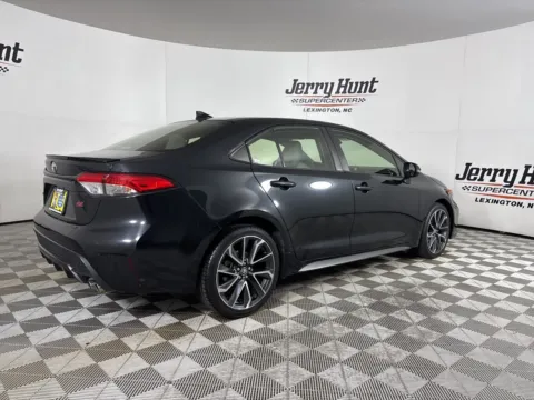 More photos of 2020 Toyota Corolla SE at Jerry Hunt Supercenter - Lexington, NC