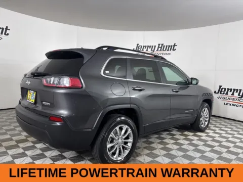 More photos of 2022 Jeep Cherokee Latitude Lux at Jerry Hunt Supercenter - Lexington, NC