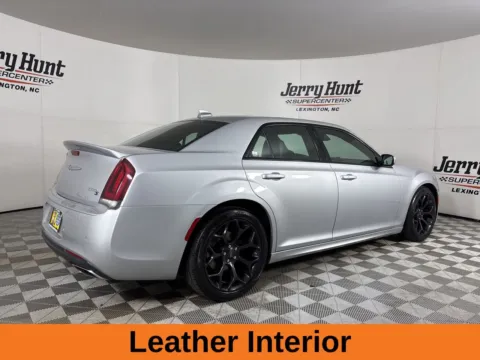 More photos of 2020 Chrysler 300 S at Jerry Hunt Supercenter - Lexington, NC