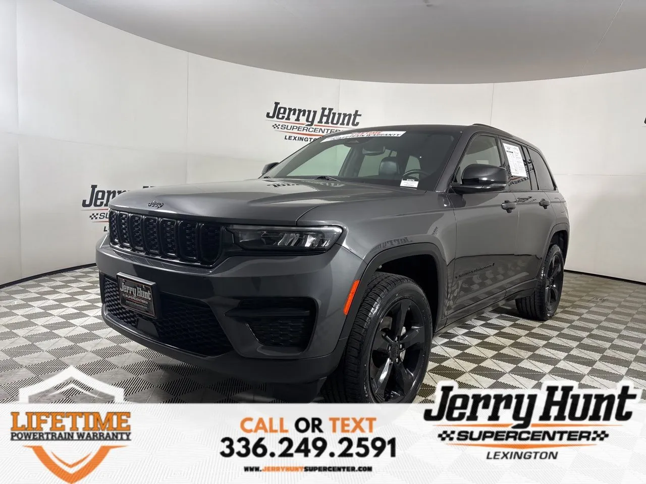 Gray 2022 Jeep Grand Cherokee Altitude for sale in Lexington, NC