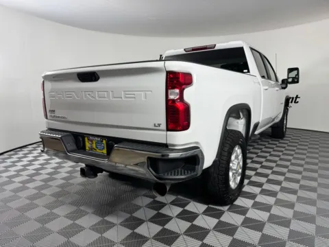 More photos of 2023 Chevrolet Silverado 2500HD LT at Jerry Hunt Supercenter - Lexington, NC