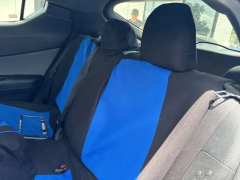 More photos of 2019 Toyota C-HR XLE at Jerry Hunt Supercenter - Lexington, NC