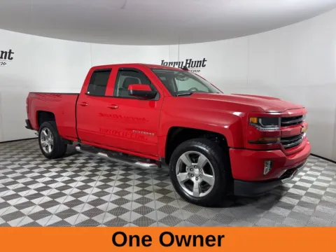 More photos of 2017 Chevrolet Silverado 1500 LT at Jerry Hunt Supercenter - Lexington, NC