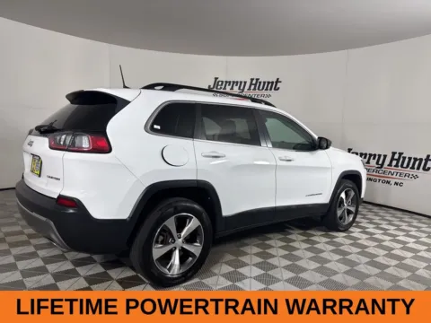 More photos of 2022 Jeep Cherokee Limited at Jerry Hunt Supercenter - Lexington, NC