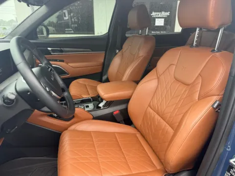 Photos of 2024 Kia Telluride SX-Prestige X-Line for sale in Lexington, NC at Jerry Hunt Supercenter - Lexington